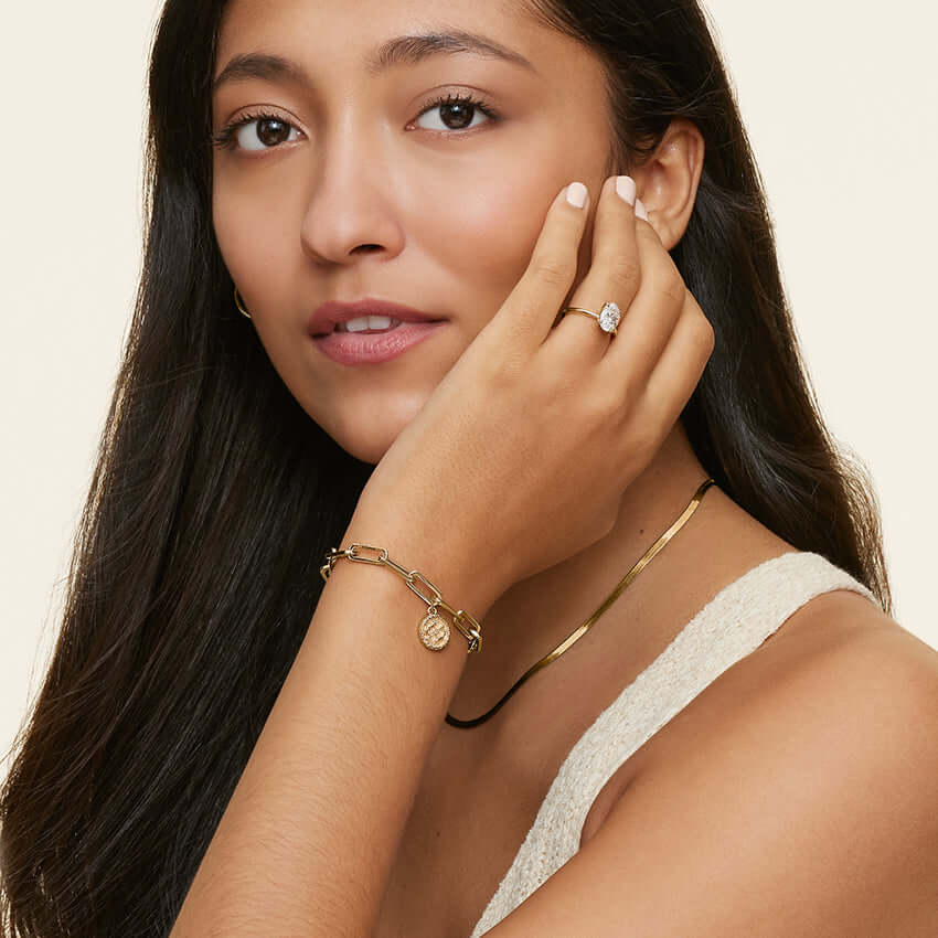 2nd model wearing Kaylie Chain Bracelet